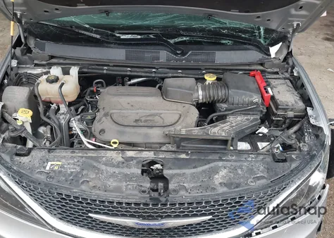 2020 Chrysler Voyager Lxi из США, поврежденный, VIN 2C4RC1DG1LR257223